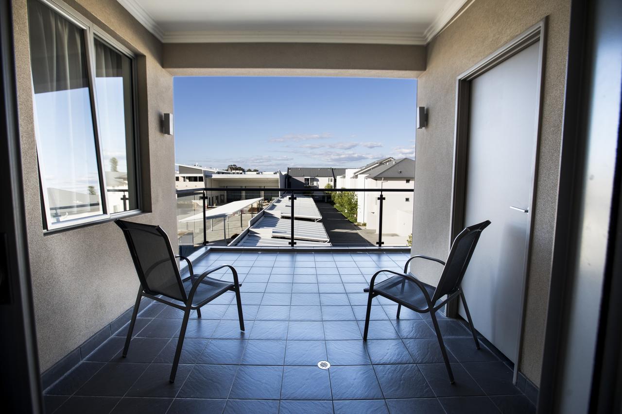 Zappeion Apartments Perth Exterior foto